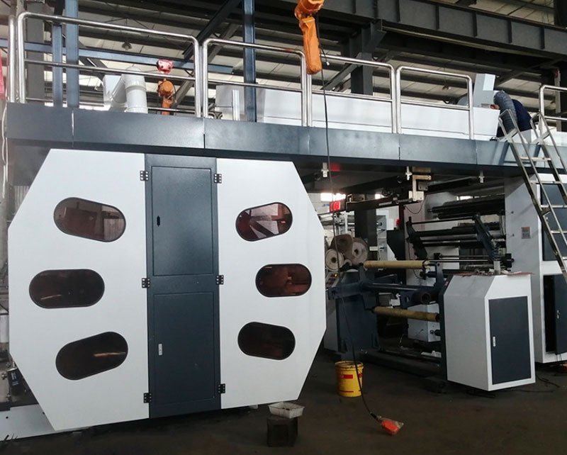 آلة الطباعة فليكسو بأسطوانة مركزية (150-180 متر / دقيقة)